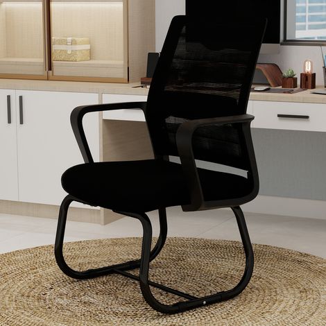 Chaise de bureau au design moderne, dossier en maille, piètement luge en métal, noir (1/5)