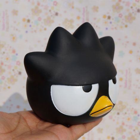 Tirelire mignonne en plastique souple, idéale pour ranger argent et pièces, pour les enfants, garçons et filles (Badtz Maru) (1/5)