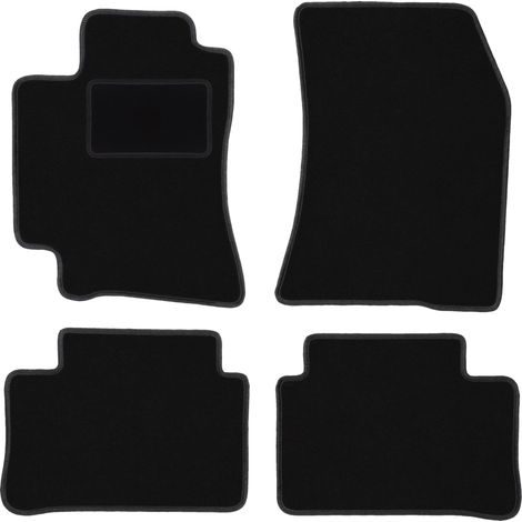 Tappetini in velluto nero per: Lexus IS I berlina (1998-2005) (1/5)