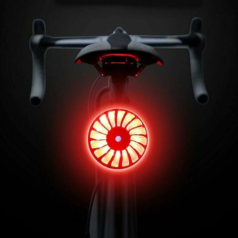 royaluxe -Eclairage Vélo Feu Arrière de Vélo XLite100 Rechargeable USB Lumière Arrière de Velo 5 Modes de Luminosité Lampe Vélo à LED Puissante Imperméable pour Cyclisme VTT Course Route Rouge (1/4)