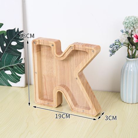 Lettre Boîte à Monnaie en Bois (Lettre K) avec Fenêtre en Acrylique – 18x19x3cm, Bois Naturel, Pour Enfants et Adultes