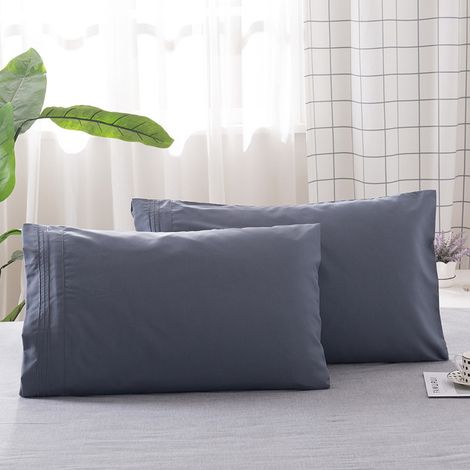 Juego de cama Vio con borde cruzado, disponible en eBay, con funda de almohada lisa bordada, gris y azul, 51 x 76 cm (x2). (1/5)