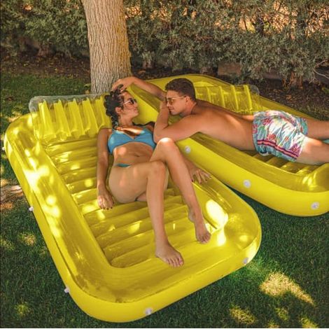 YATOUT Grand matelas gonflable flottant pour piscine, jardin ou terrasse, avec pompe à air manuelle et verre transparent (1/5)