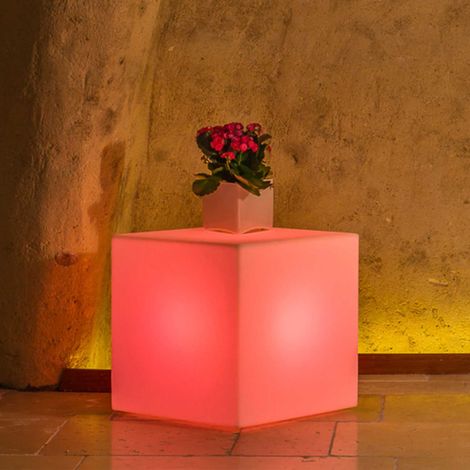 Lámpara cuadrada h 40 de resina 40x40 cm mod. Cubo luz roja (1/5)
