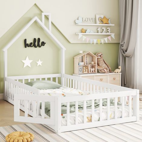 MODFU – Letto cabina per bambini 90x200 cm in pino con barriera di sicurezza, rete a 8 doghe e design camino – Bianco (1/5)