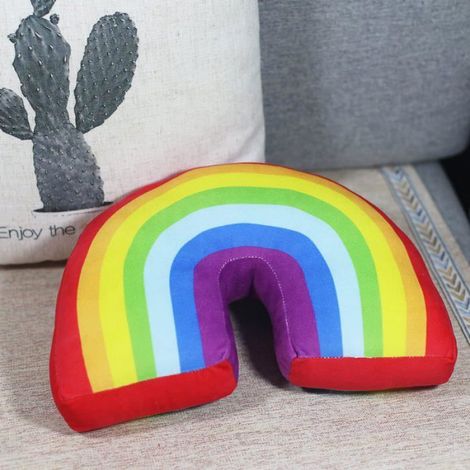 Coussin arc-en-ciel de 35,8 cm, idéal pour décorer le lit d'une fille. Coussin décoratif en peluche arqué pour canapés et chaises. (1/5)