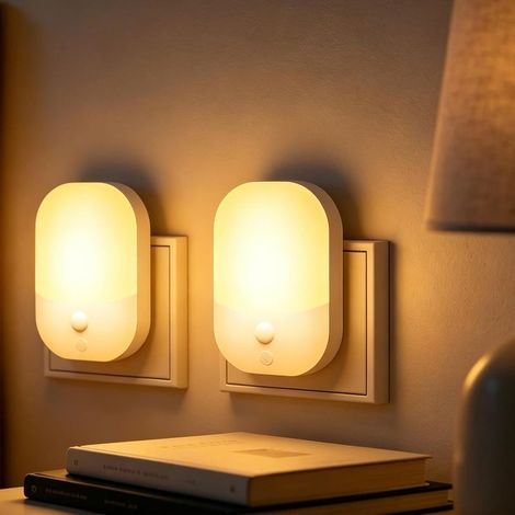 Lot de 2 Veilleuses Enfant à Prise Murale, CAPTEUR LUMIÈRE INTELLIGENT, 5 Intensités Lumineuses, 3 Modes, Lumière Blanc Chaud, Lampe de Nuit Bébé pour Chambre, Escalier, Cuisine 0,3W (1/5)