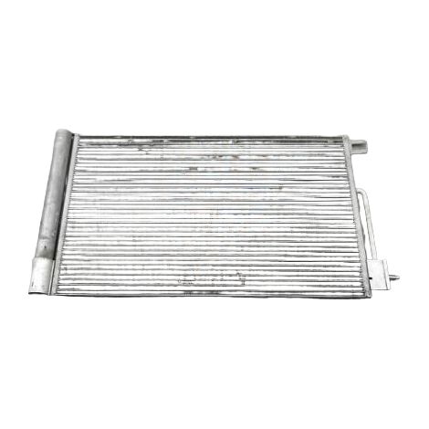 [PRODUIT D'OCCASION] Condenseur Climatisation FIAT Punto III 2012- ♻️ Ref Oe. 52039557 - Garantie à vie (1/3)