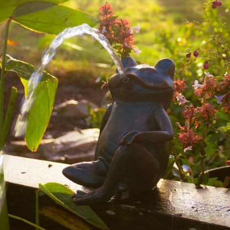 Sujet cracheur d'eau Grenouille assise