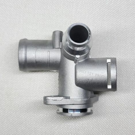 Kühlmittelrohr-Flansch aus Aluminium passend für VW/Audi - 06D121132C / 06D121132A (1/3)