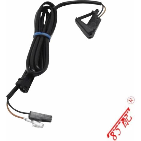 La buse de lave-glace 2028600947 most compatible avec la Mercedes-Benz Class C (W202) 1993-2000. (1/4)
