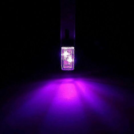 Éclairage d'ambiance LED pour voiture avec prises USB, lampe décorative de style automobile 4 couleurs, éclairage d'urgence pour allume-cigare (violet) (1/5)