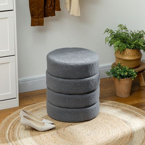 Tabouret rond. Revêtement en polaire effet peluche. Jusqu'à 120 kg. Ø 40 x H 45 cm. Gris foncé.