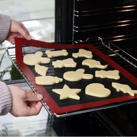 Lot de 2 tapis de cuisson en silicone et fibre de verre perforés (30 x 40 cm) pour biscuits et pâtisseries. Tapis de cuisson pour four. (1/5)
