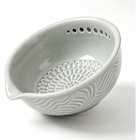 Coupelle à râper l'ail en céramique faite main avec effeuilleur d'herbes – râpe multifonction 3-en-1 à trous ronds de différentes tailles – convient pour l'ail, le chocolat, les herbes et les épices. (1/5)