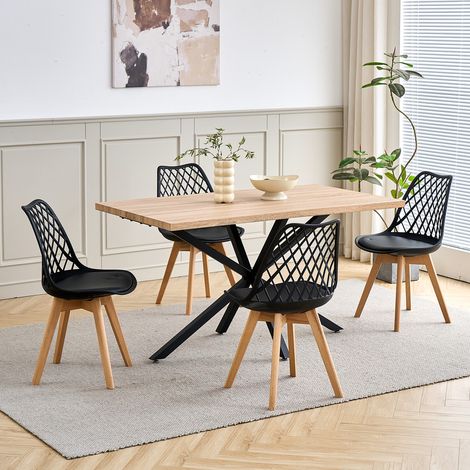 Wokaka Lot Table et Chaises à Manger -Table MDF et Métal noir 140cm - avec 4 Chaises Scandinaves de Salle à Manger Noir - Couleur chêne