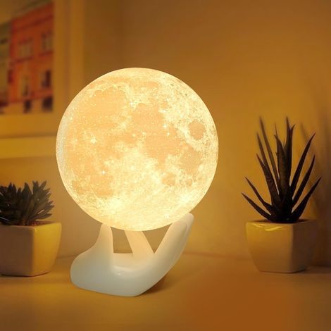 Classica sveglia analogica da viaggio con funzione sveglia e luce.
