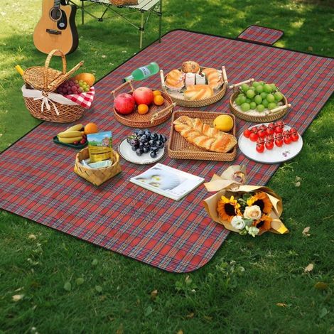 Picknickdecke 150x200cm wasserdicht faltbar rot kariert für 2-4 Personen (1/5)