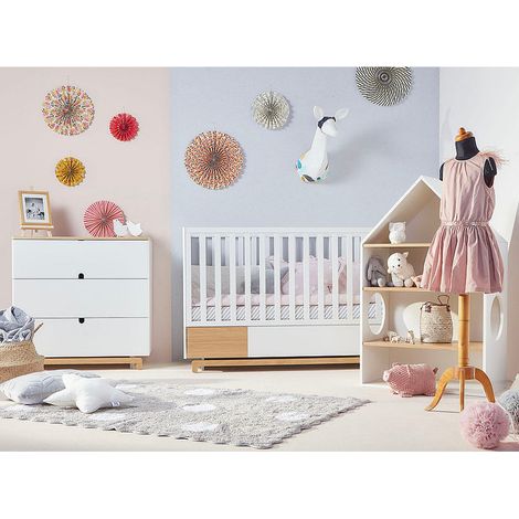 Komplettes Schlafzimmer mitwachsendes Bett 70x140 Wickelkommode und 2-türiger Schrank Bellamy Nomi Weiß und Holz (1/5)