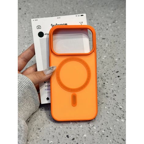 (iPhone 13 orange) Coque de protection hybride à cadre souple mat, fixation magnétique. (1/5)