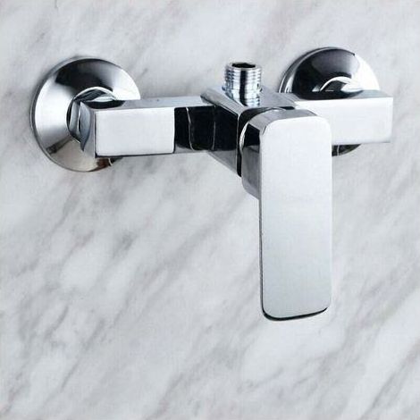 Robinet de douche mural moderne chromé avec mitigeur de douche pour eau froide et chaude (1/3)