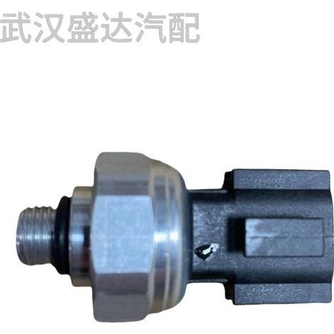 Air conditioning pressure switch 97721-3K000 is suitable for Hyundai i10 i20 I i30(FD) Estate ix35 (1/5)