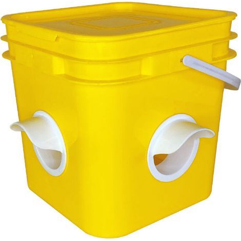 Mangeoire-abreuvoir 4 ports étanche pour poulailler – Kit d’alimentation automatique économique (économie 15–30 %) (1/4)