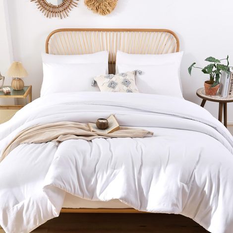 Parure de lit Blanche 3 pièces (1 Couette et 2 taies d'oreiller) pour Homme et Femme Couette réversible en Microfibre Douce et Chaude pour Toutes Les Saisons (1/5)