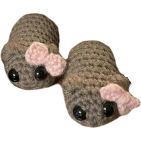 trauriger Hamster, trauriger Hamster als Plüschtier, gehäkelter trauriger Hamster