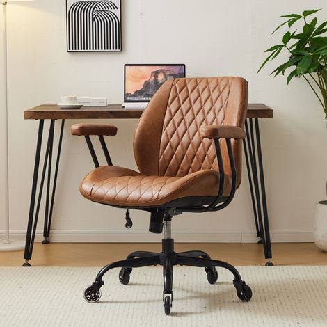 Sillas, boyas de oficina, cada una conectada a una silla robótica y respaldos que permiten que las sillas administrativas alineadas y con ruedas giren, tapizadas en cuero marrón. (1/5)