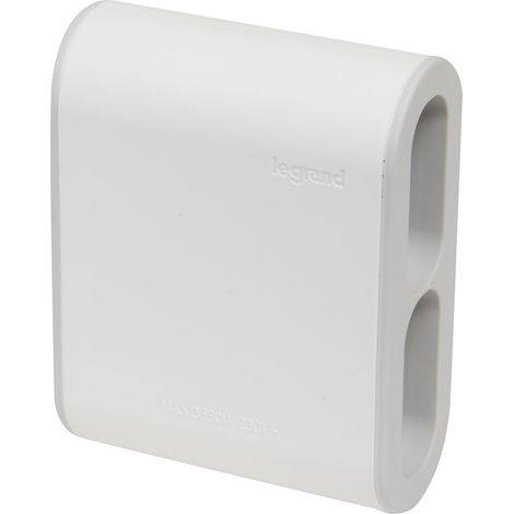 Legrand – Fiche quadruplite extra-plate 4 prises 2P 6A 230V 3680W – Éclips de protection intégrés – Conception discrète pour espaces réduits