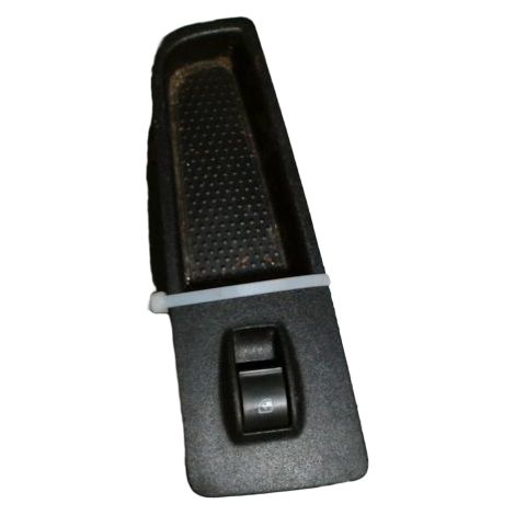 [PRODUIT D'OCCASION] Commande Leve-glace Porte Avd FIAT Grande Punto 2005- ♻️ Ref Oe. 735471508 - Garantie à vie (1/2)