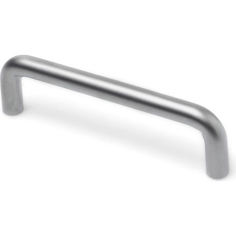 Asa de hierro con acabado cromo mate, dimensiones:106x10x30mm y entrepuntos:96mm -