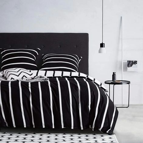 Parure de lit rayée King Size 200x220 cm, housse de couette en microfibre noir et blanc, réversible, ensemble 3 pièces avec taies d'oreiller. (1/5)