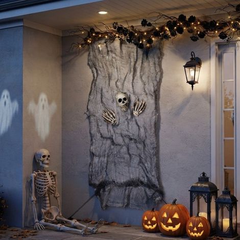 Halloween Creepy Cloth Skull Decoration (1/3)