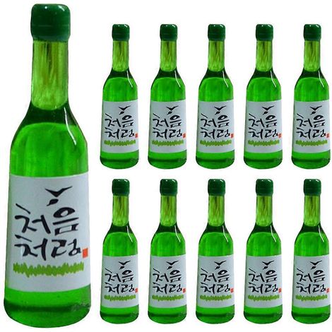 Lot de 15 mini bouteilles de vin de riz coréen, statuettes de mini bouteilles de vin réalistes, décorations miniatures pour la maison-3.60X1.00X1.00CM-Green (1/4)