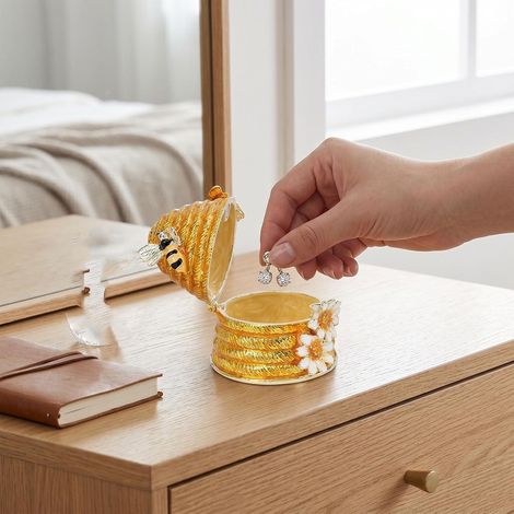 Enamel Beehive Jewelry Box with Hinged Lid, Honeycomb Jewelry Box for Rings, Earrings, Daisy Decor 'Gold Bees 3D, Mini Storage (YELLOW) (1/5)