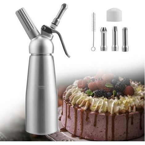 Distributeur de crème Whipper Siphon à Chantilly Professionnel Aluminium 500ml en acier inoxydable Siphons pour Mousses et Crèmes (1/4)