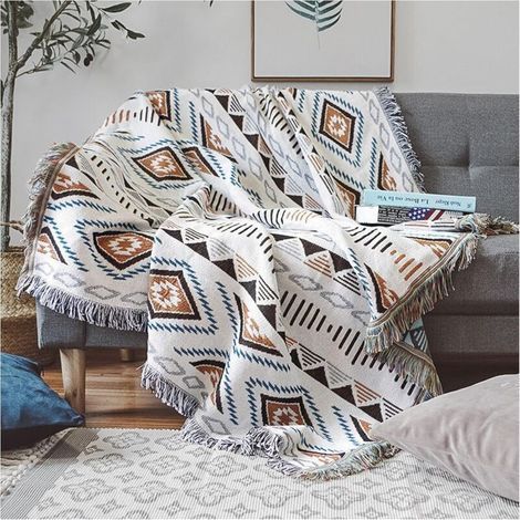 Couverture de canapé tricotée double face 130x180cm – Ultra douce et durable – Motif géométrique ethnique – Pour décoration intérieure et extérieure (1/5)
