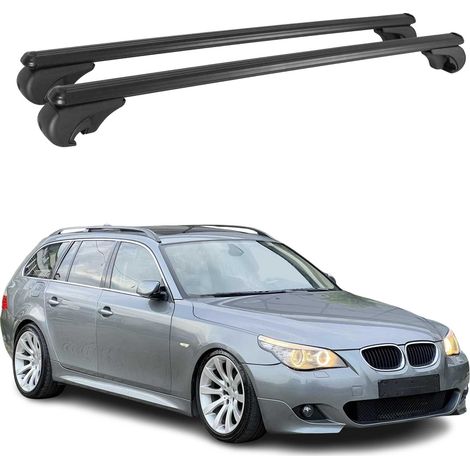 OMAC Aluminium Dachträger Querträger für BMW 5er E61 Touring 2004-2010 / M5 E61 Touring 2007-2010 – TÜV / DIN 75302:2019 – Abschließbar – Max. 75 kg – 2 Stangen Schwarz (1/5)