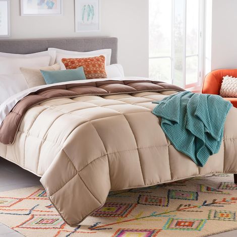Couette 4 saisons en microfibre – Ultra doux, Couette 200x200 cm, 2 personnes, Couverture Beige / Moka (1/5)