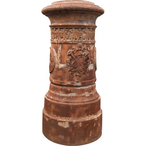 Alte gusseiserne Säule