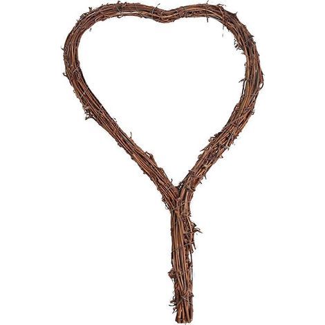 Herzförmiger Rattanblumenkranz für eine romantische Dekoration (1/5)