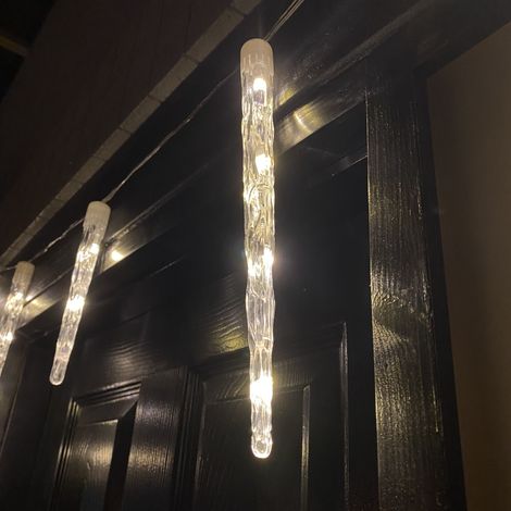 4.7m Set of 10 In-Lit Icicle Lights with 40 LEDs in Cool White (1/5)