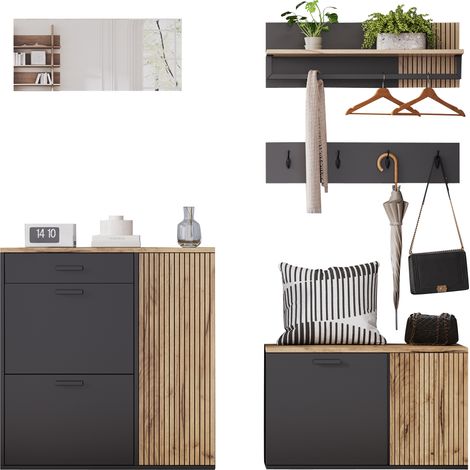 CAIziEnsemble de garde-robe comprenant une armoire, une commode et un miroir. (1/5)