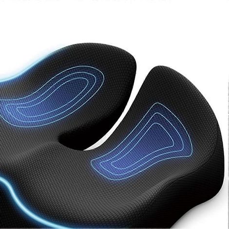 Le coussin d'assise en mousse à mémoire de forme offre un confort optimal pour les longues périodes en position assise, en assurant un soutien du dos et des hanches. (1/4)
