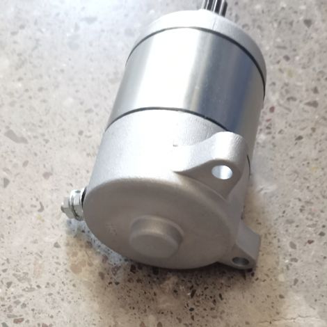 The starter motor is suitable for CBR125R 04-10 RS 05-06 RW 05-10 CBR150R. (1/4)