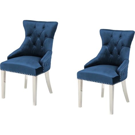 Lote de 2 sillas Chesterfield REGINA azul noche en terciopelo acolchado – Espalda en forma de diamantes, cabeza de león plateada y patas de acero (1/5)