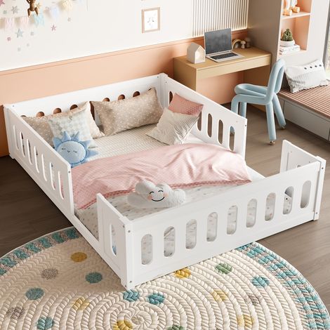 Letto singolo per bambini 140x200 cm in pino e MDF bianco con barriera - CHICFURN (1/5)
