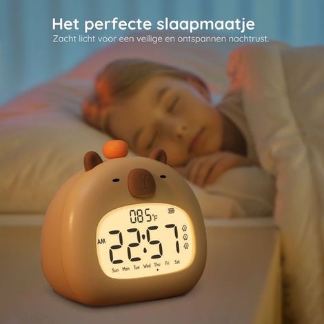 Sveglia digitale per bambini - Luce notturna a forma di capibara - Ricaricabile tramite USB-C - Regolabile, ideale per l'allenamento del sonno, con funzione snooze - Senza BPA (1/5)